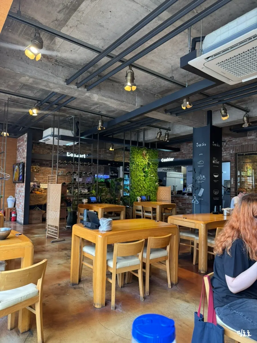 Modern interior decor of the jjimdak restaurant
