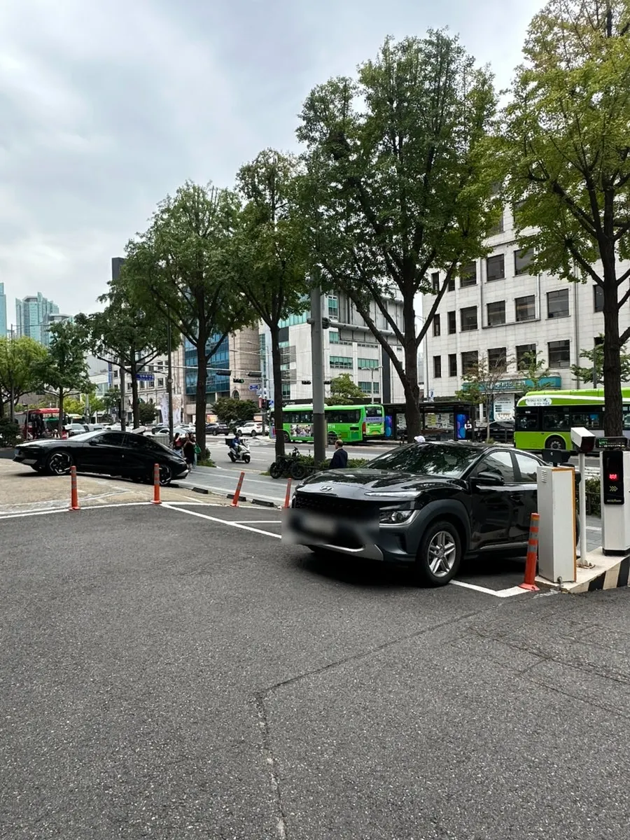 Parking lot in front of Ongdarae Jjimdak