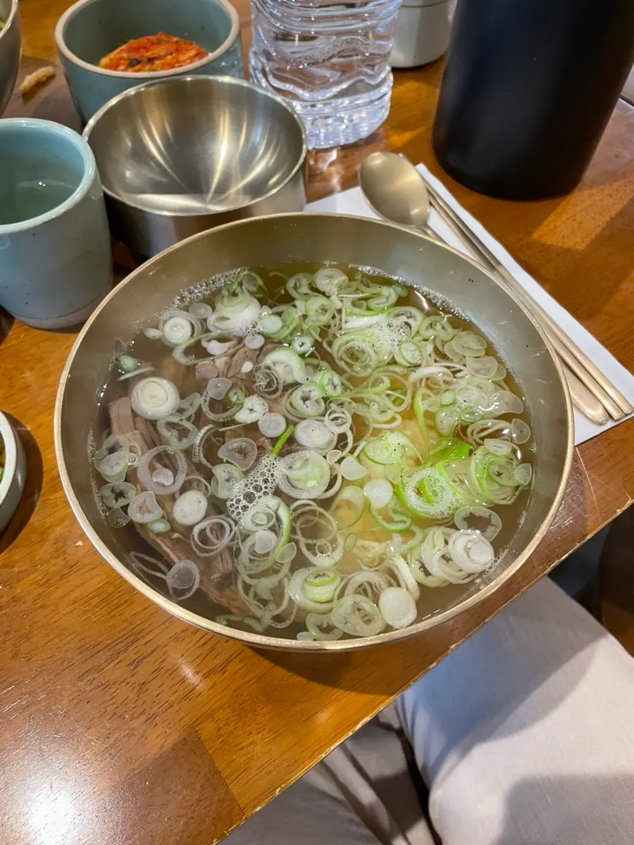 도온정 맑은 한우곰탕 한 그릇