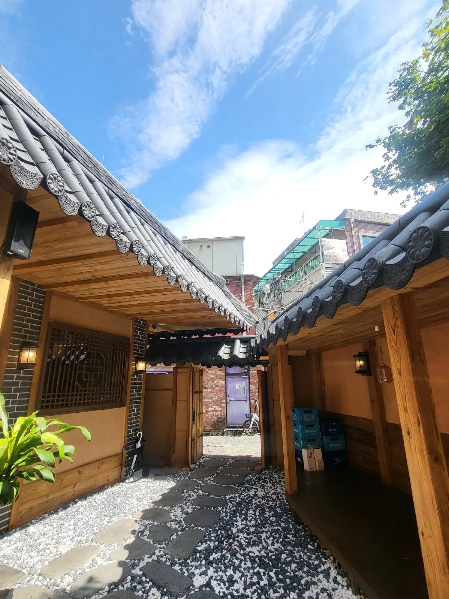 Anok entrance and tiled roof