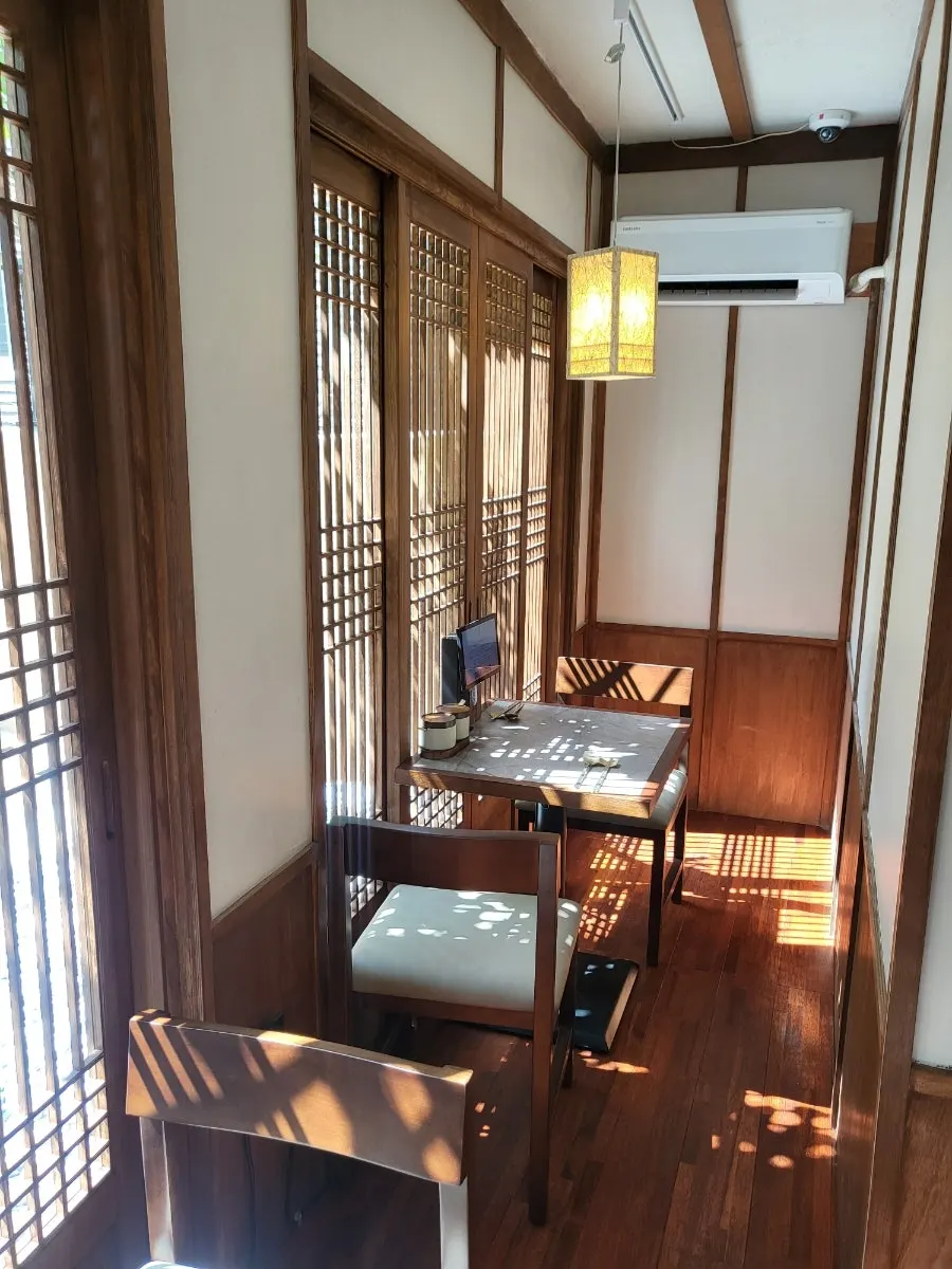 Exterior of Anok in Hongdae