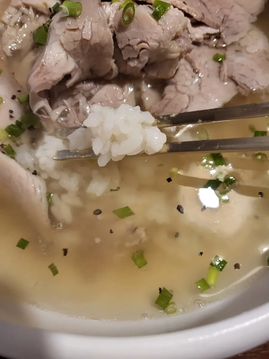 Gomtang with clear broth