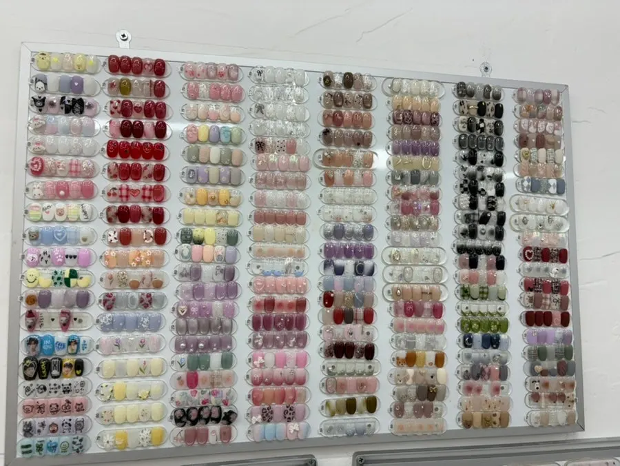 Nail charms sorted by category