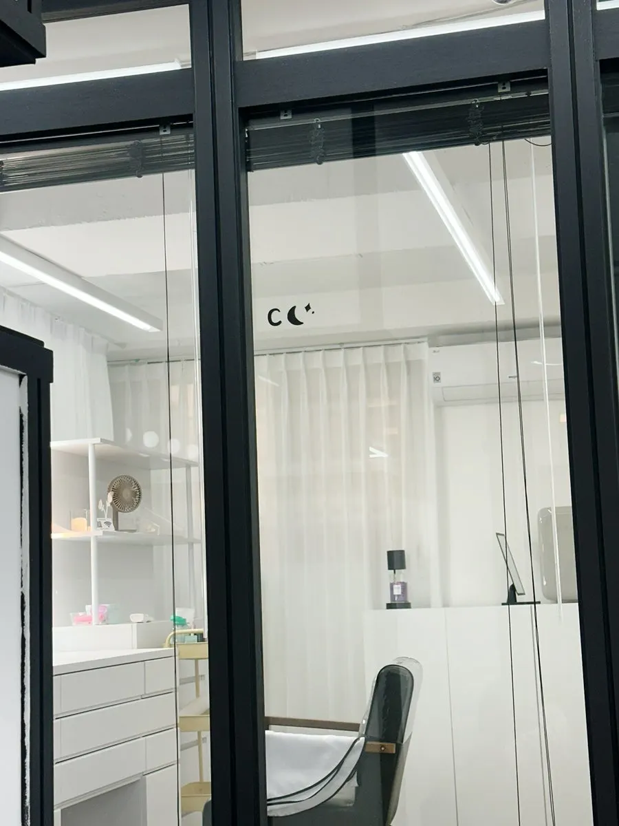 Overview of the makeup space at Today Makeup