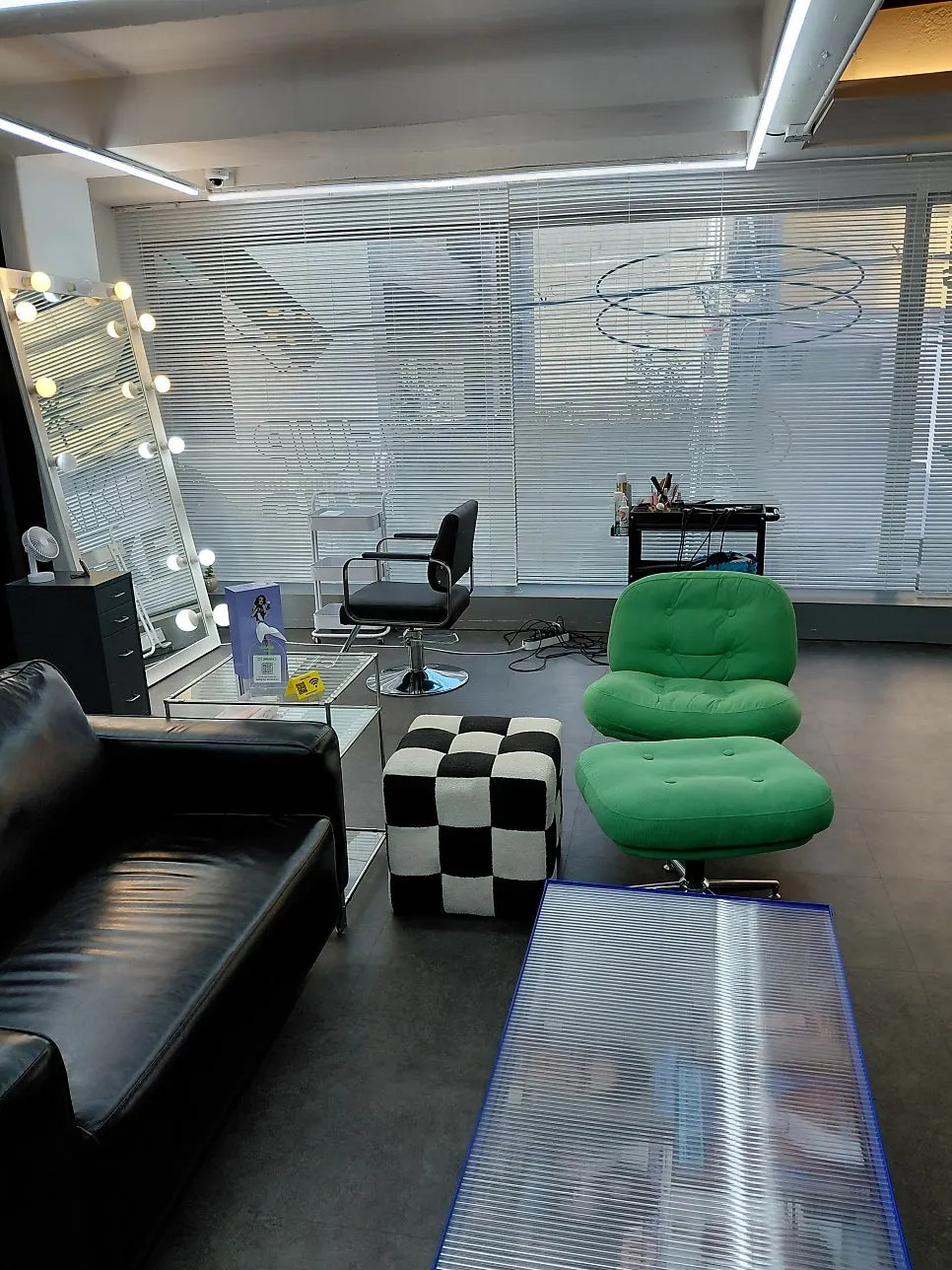 Inside the entrance area of Today Makeup