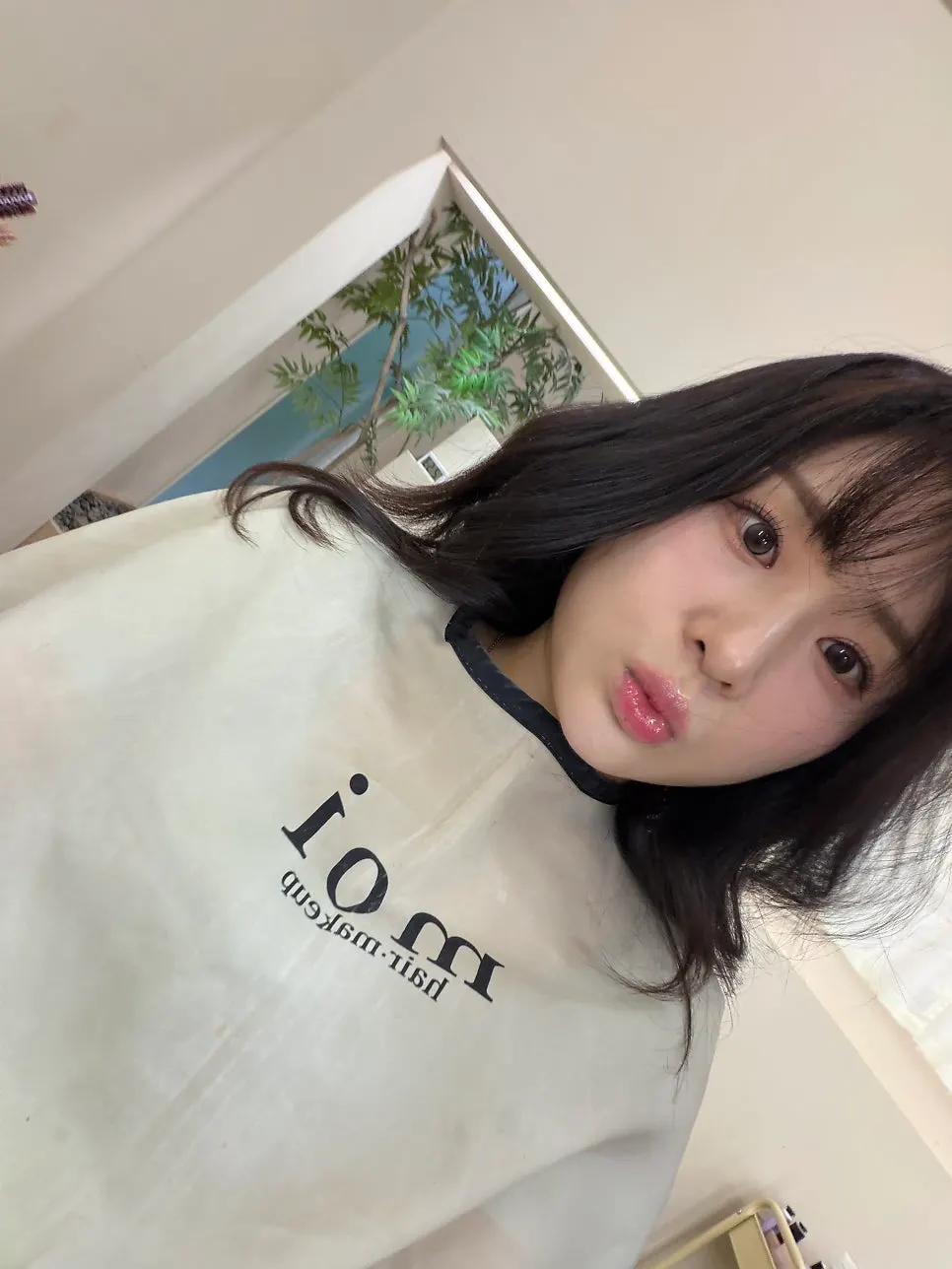 스타일링 완성 후 샵에서 찍은 사진