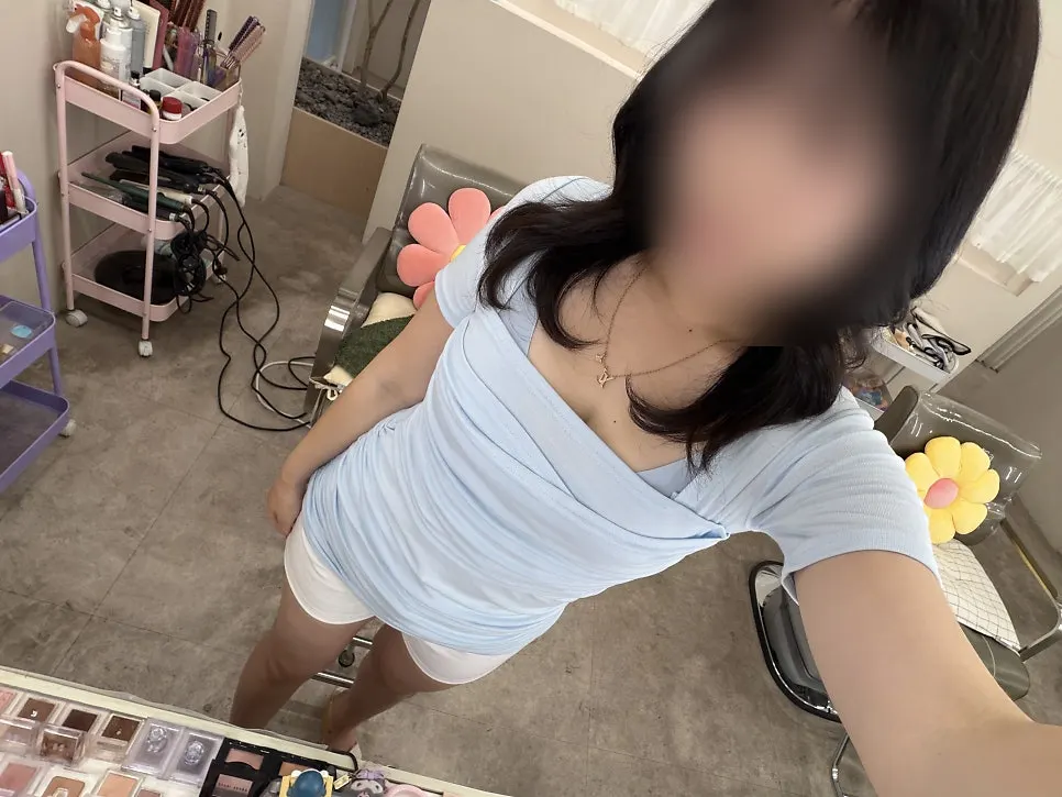 완성된 헤어메이크업 가로 사진