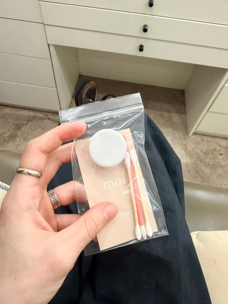 Receiving makeup application