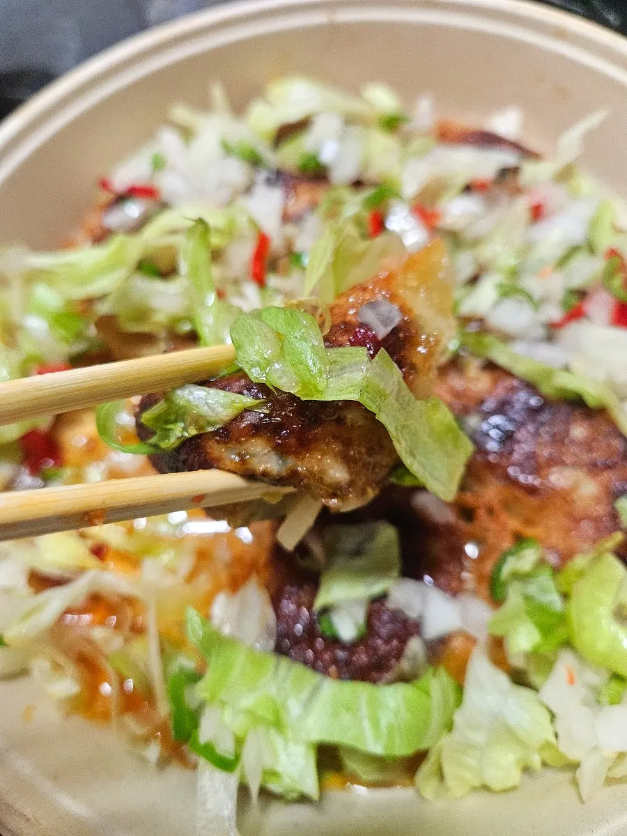 Yurinki gyoza showing its crispy top and moist bottom
