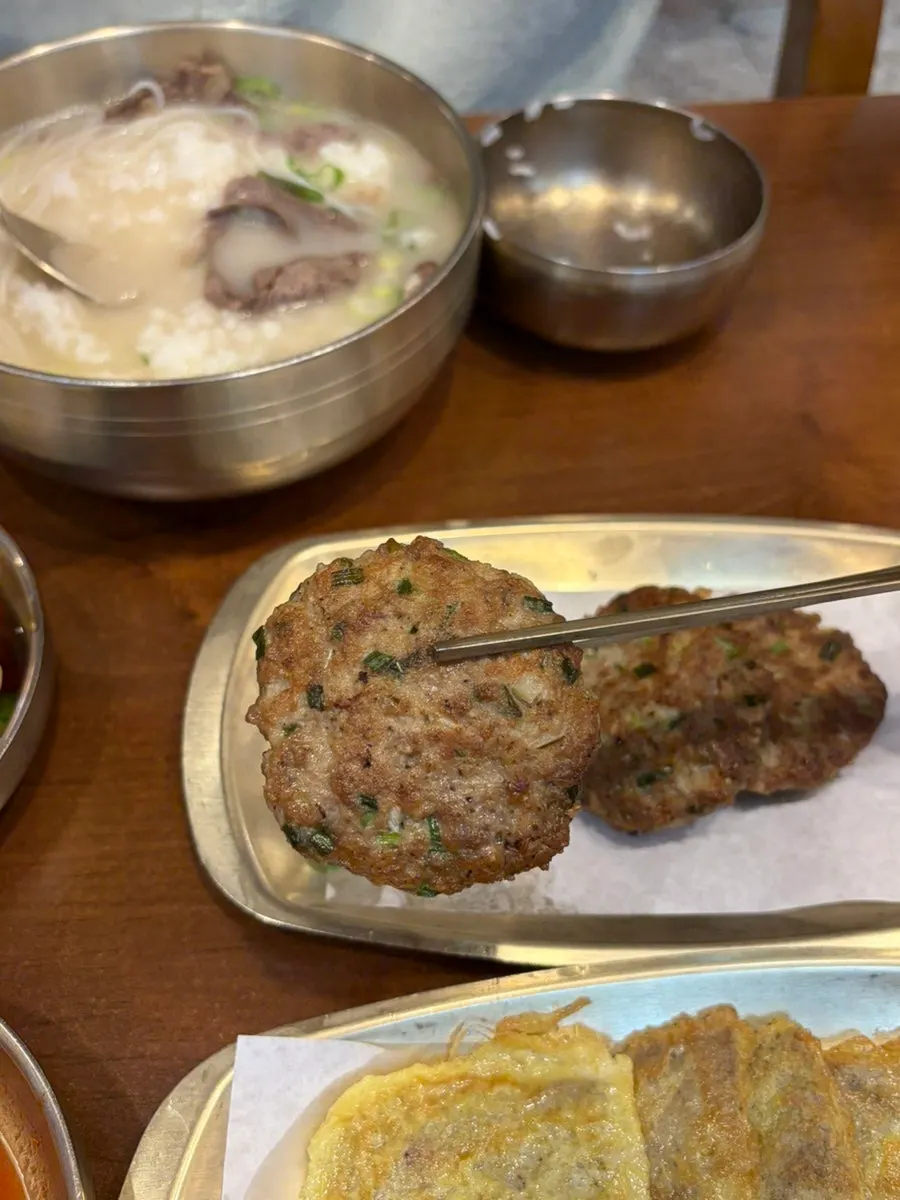 두툼한 고기완자전 단면