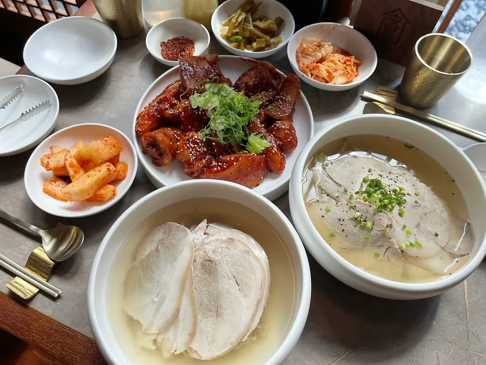 안옥 맑은 육수 한식 메뉴