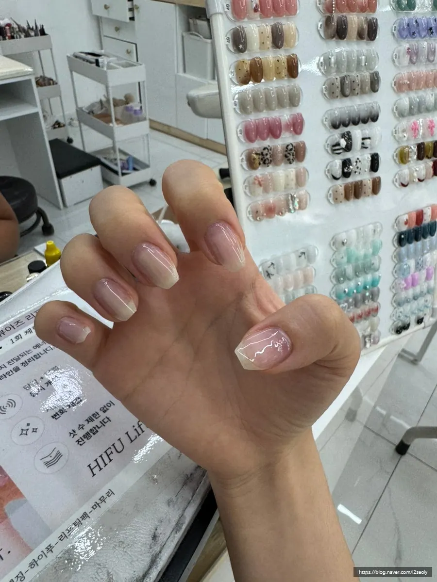 한 번에 잡힌 발레리나 쉐입 손톱