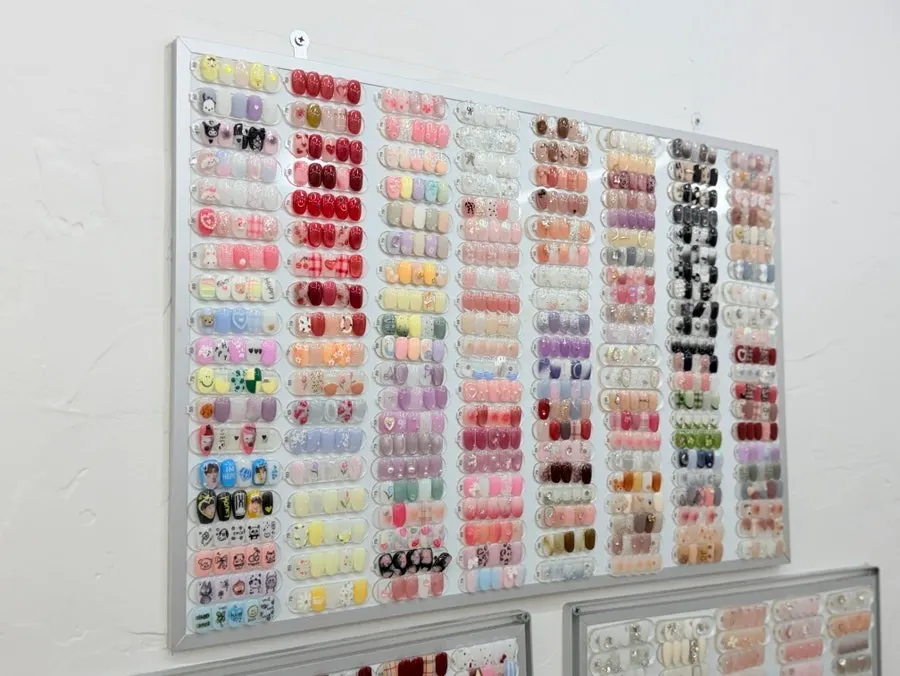 Sample of Byuazeu's Monthly Art nail design