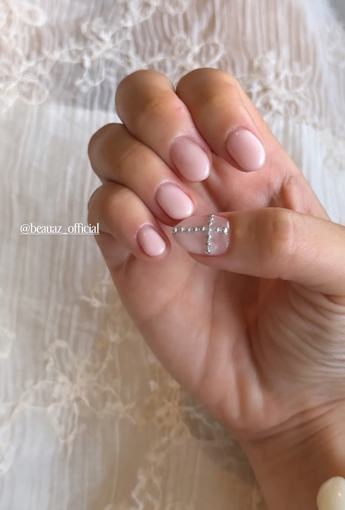 Finished shot of the 5.9 Monthly Art pink cubic nails