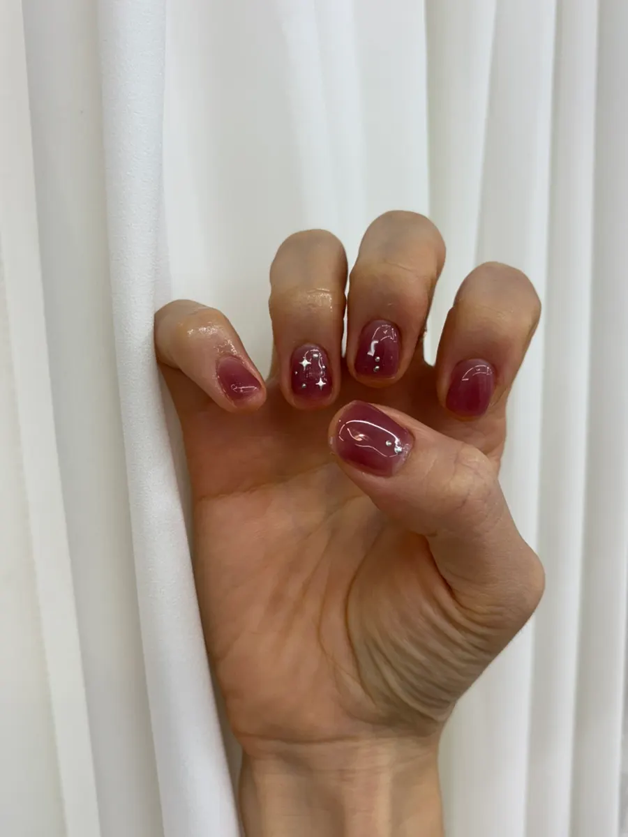 Hands after the gel nail treatment