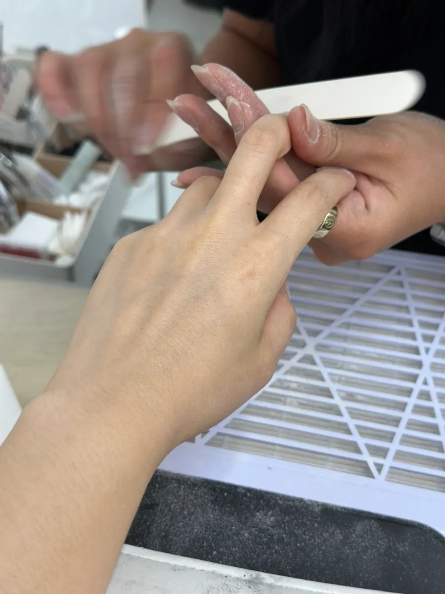 지난달에 받은 네일 상태