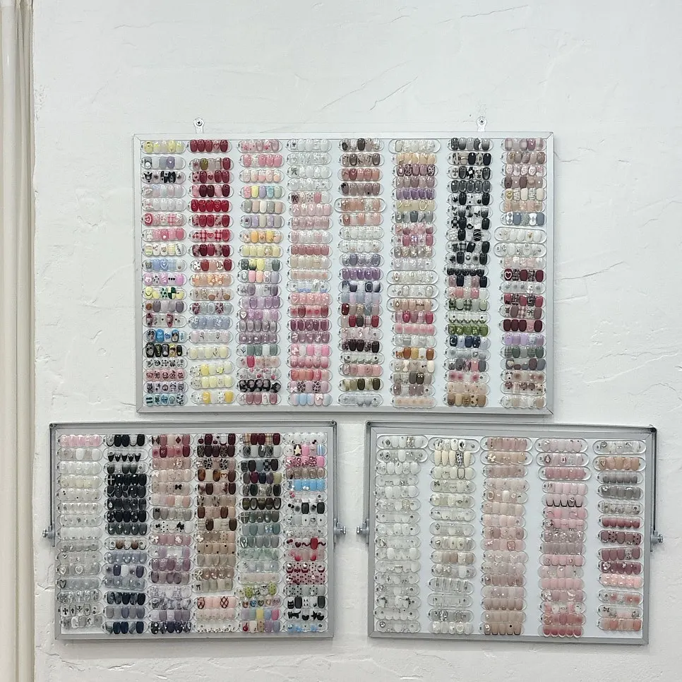 Collection of Byuazeu Hongdae Nail design samples