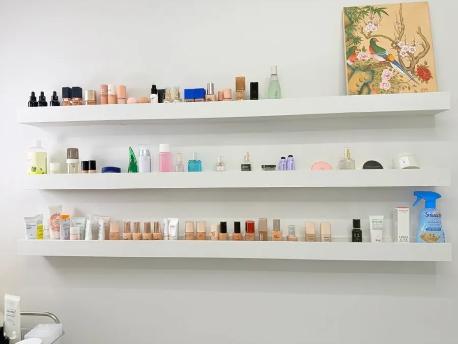 Full view of the treatment space at Comma Hair & Makeup