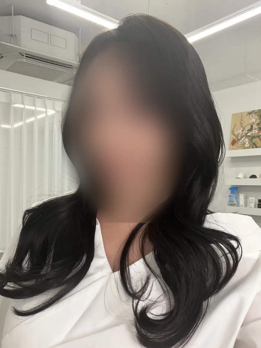 Front-facing shot showing natural brows