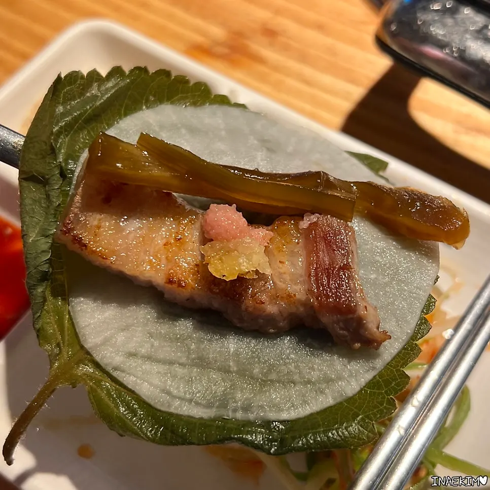 Pork skin with soybean powder