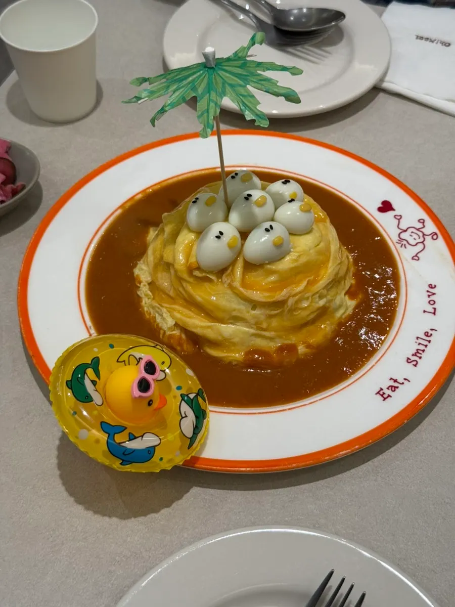 Self-service bar with duck decorations