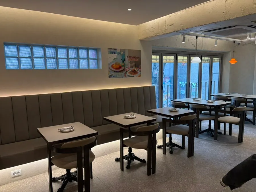 Fusion dishes laid out at Omil Hongdae