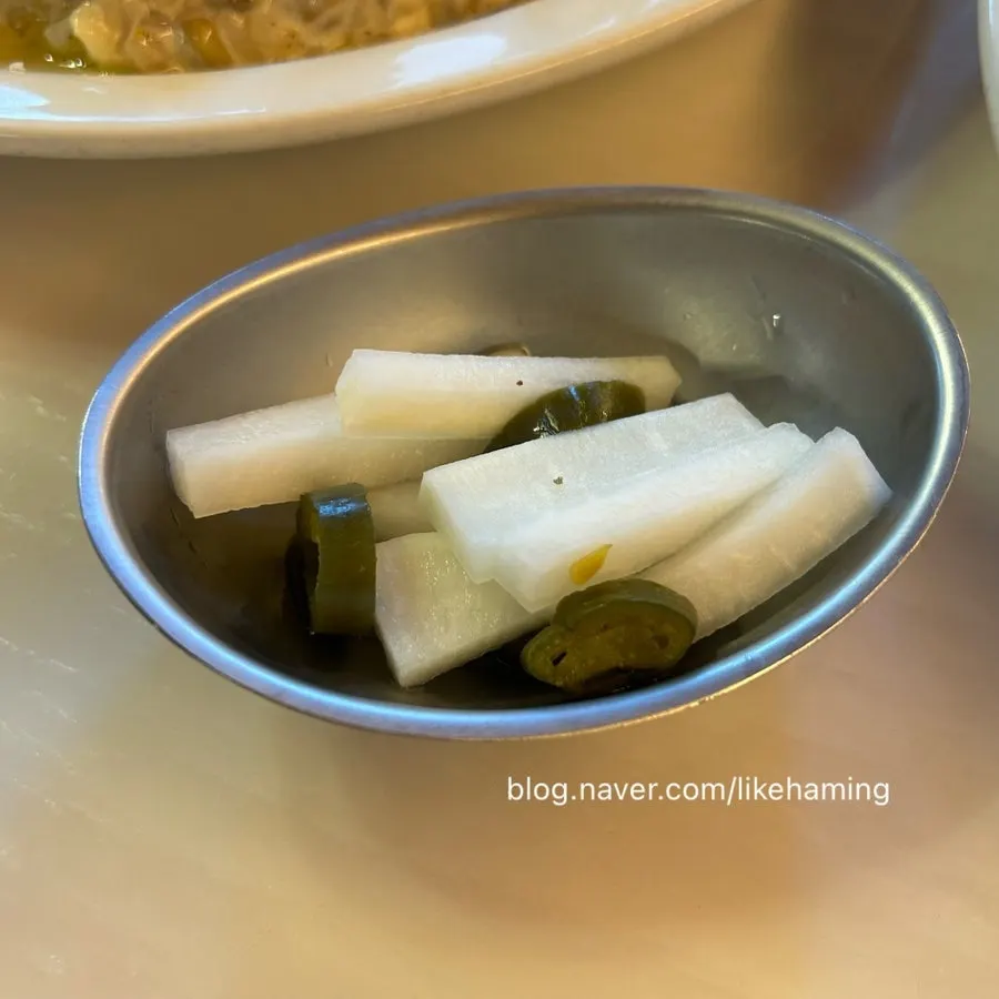 House-made pickles at Hôtel de Couture