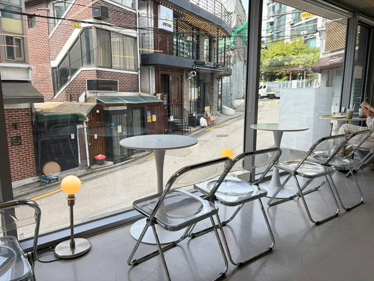 Window seating overlooking an alley
