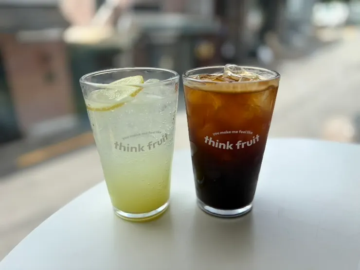 Iced Americano and lemonade