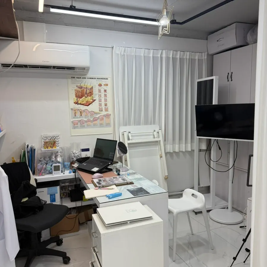 Bright, clean interior of the Byuazeu Nail shop