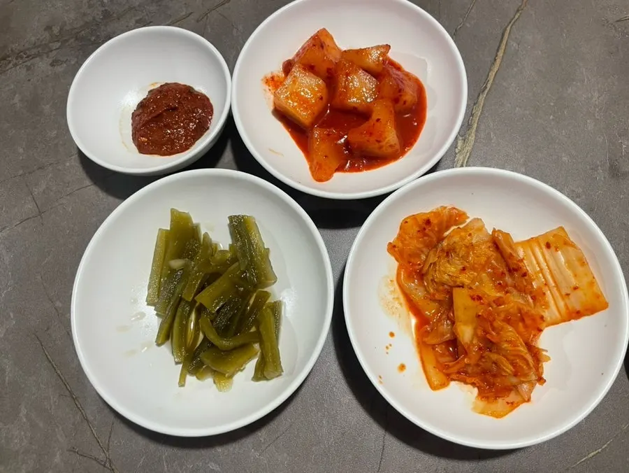 안옥의 생맥주와 안주 메뉴