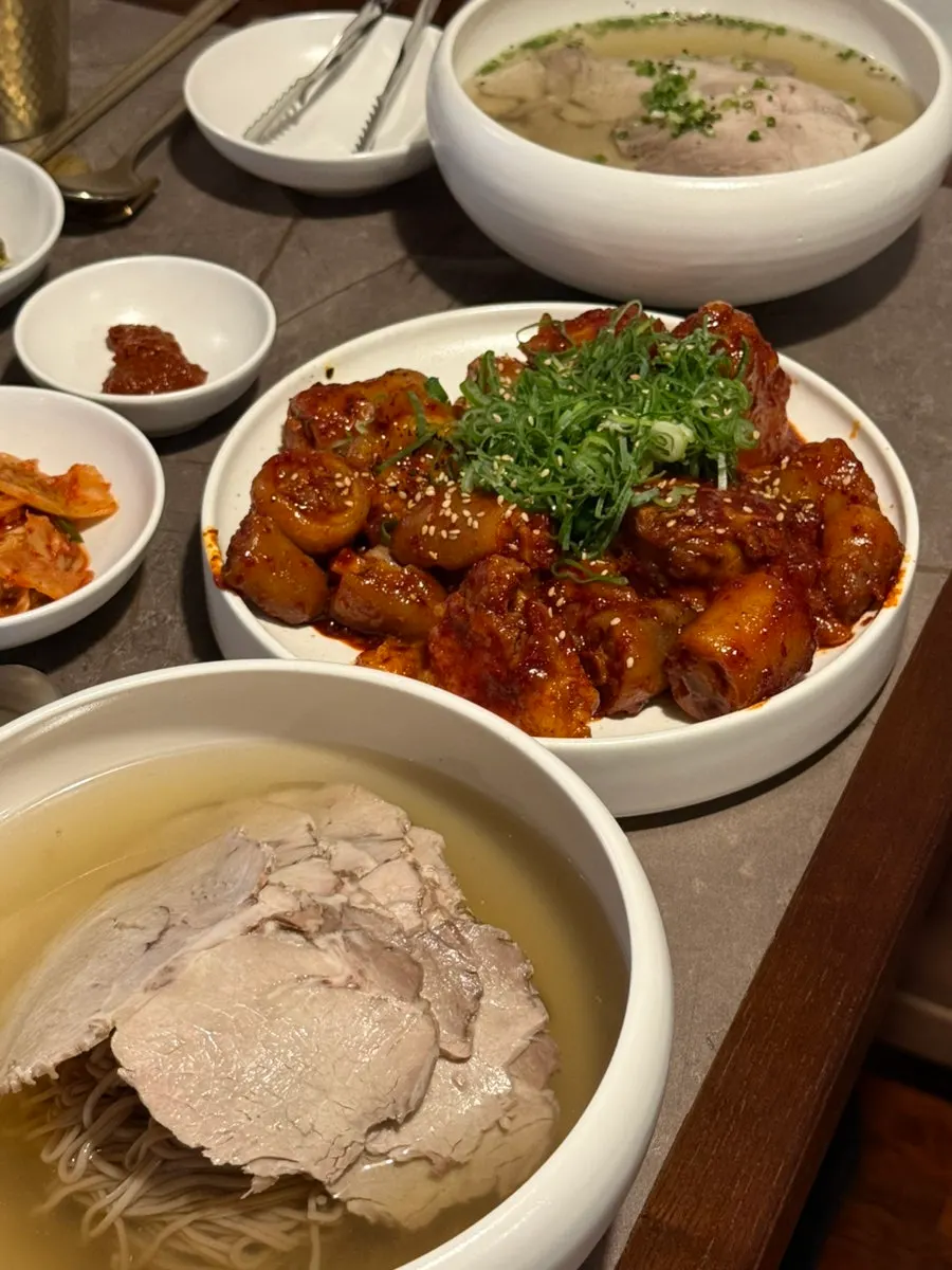 Visit to Anok in Hongdae