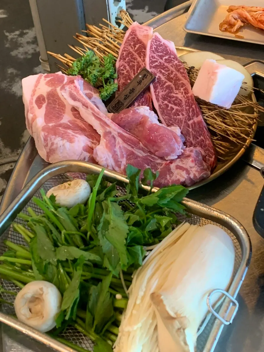 Hanwoo and Korean pork spread including sirloin