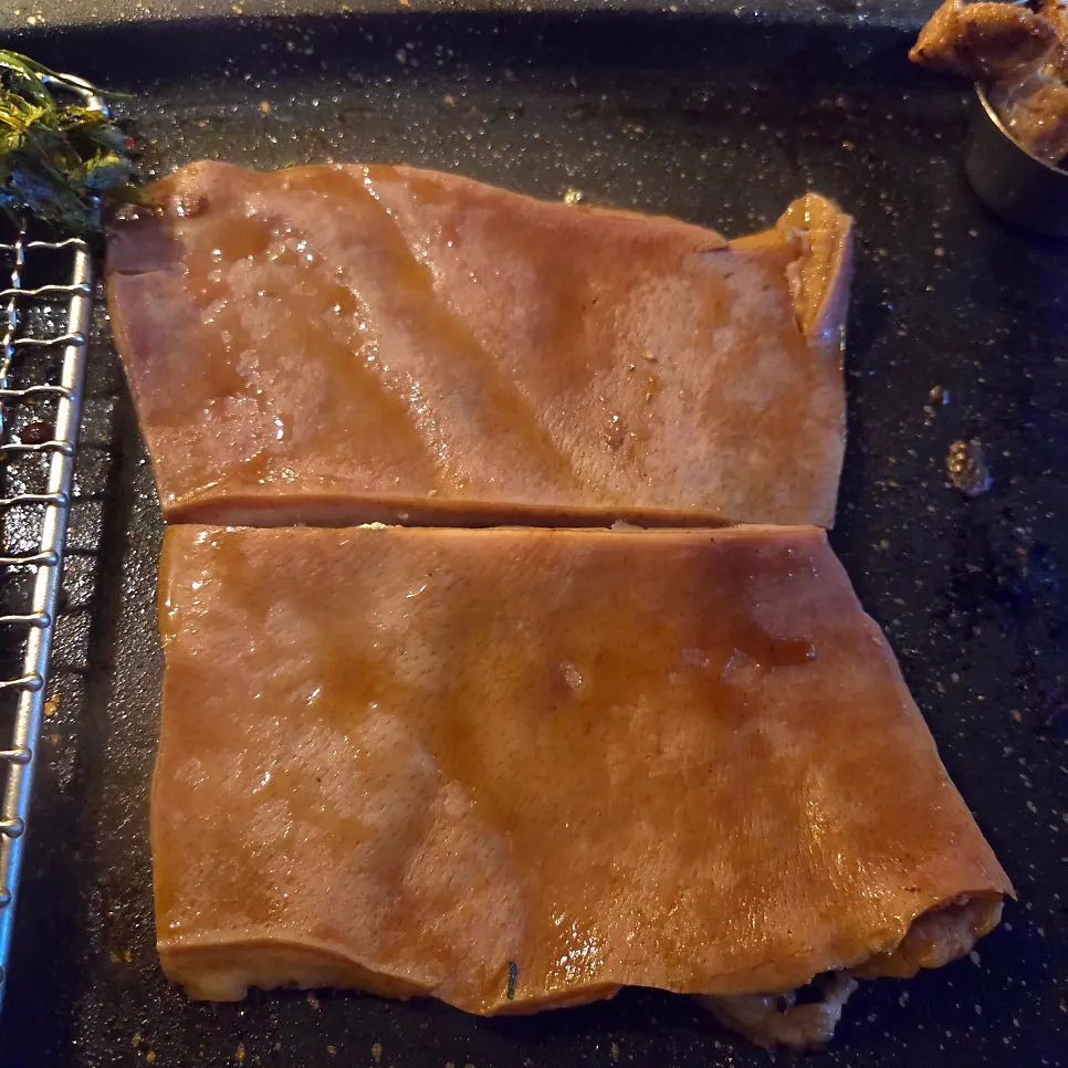 Pork skin and its dedicated press
