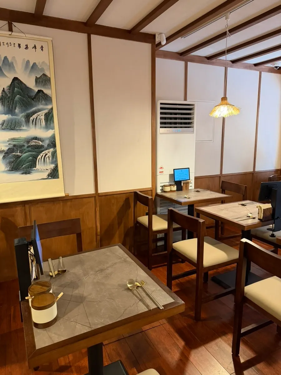 Korean dining space suitable for older guests and international friends
