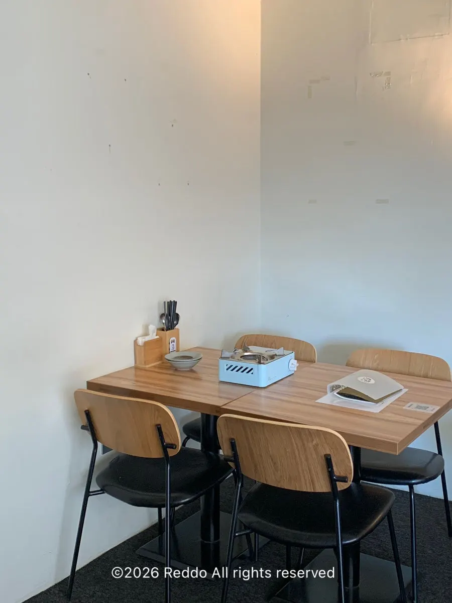 만두바 냉제육 등 식사 메뉴판