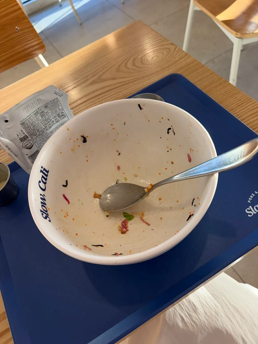An empty, finished poke bowl