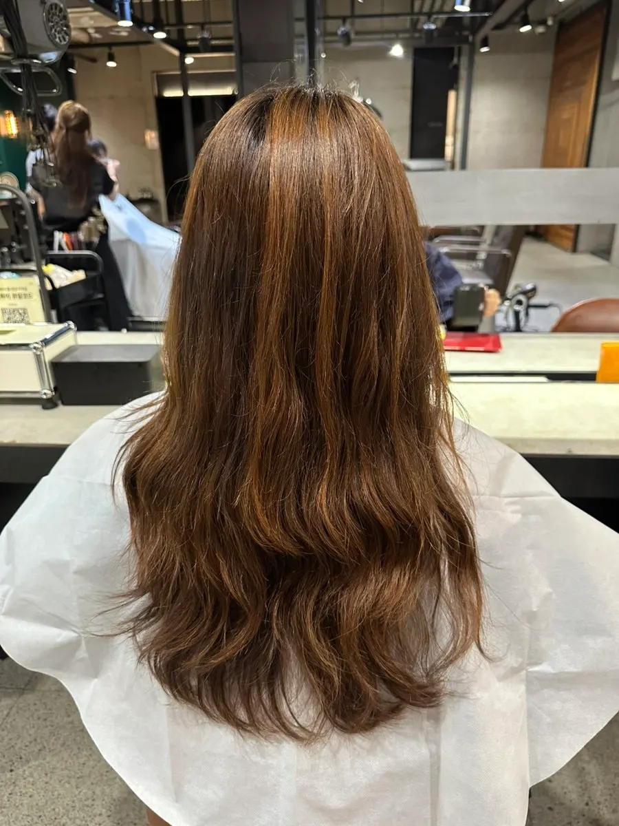 Uneven hair condition before the dye service