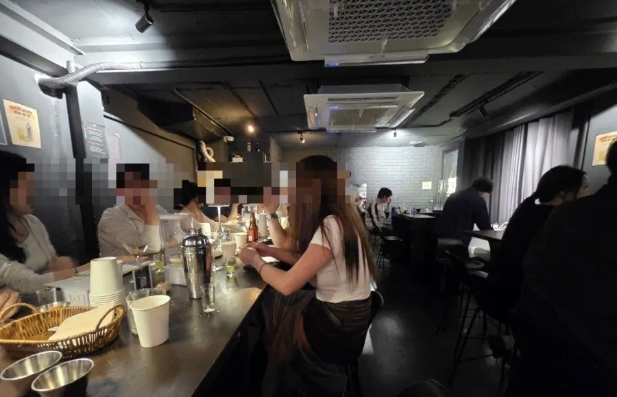 Bar table seating at Woo Woo near Sangsu Station