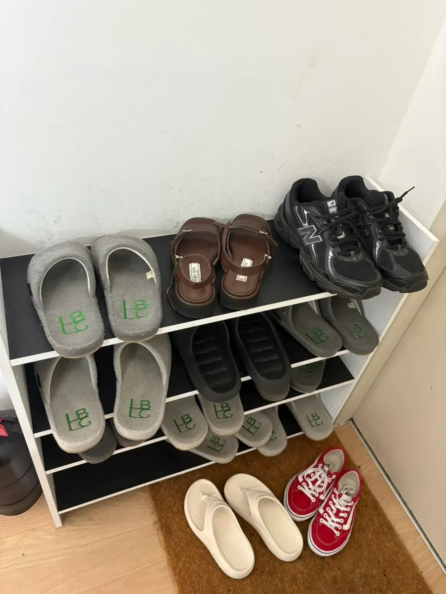 Way up to the 3rd floor studio