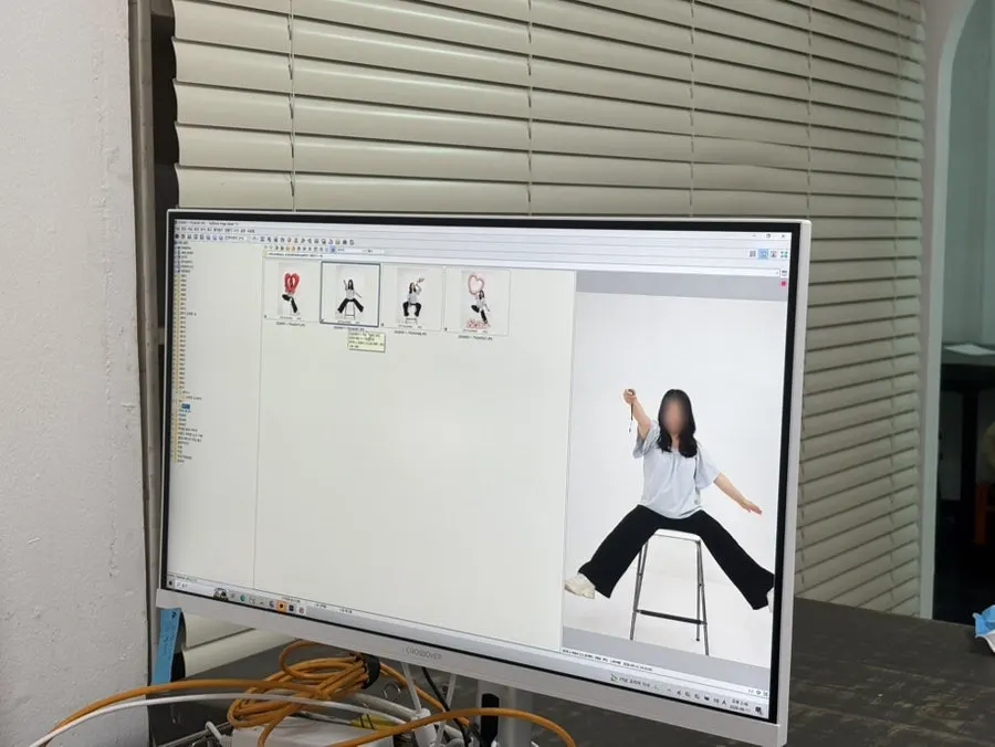셀렉한 전신샷 위주의 셀프촬영 결과물