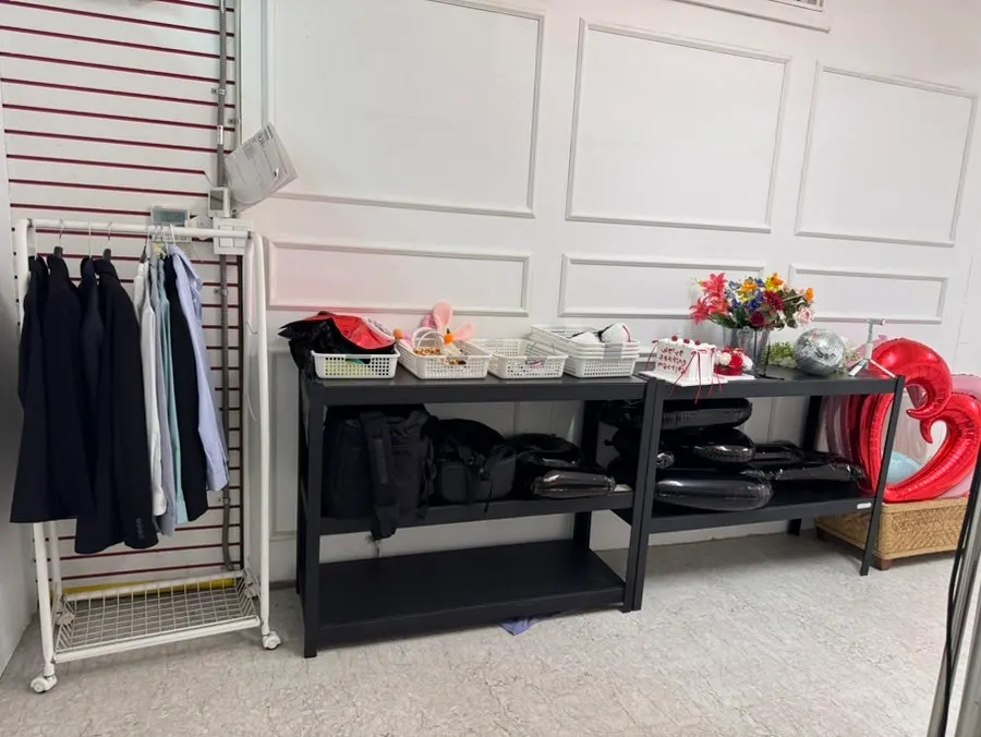 Overall view of Studio B where the shoot took place