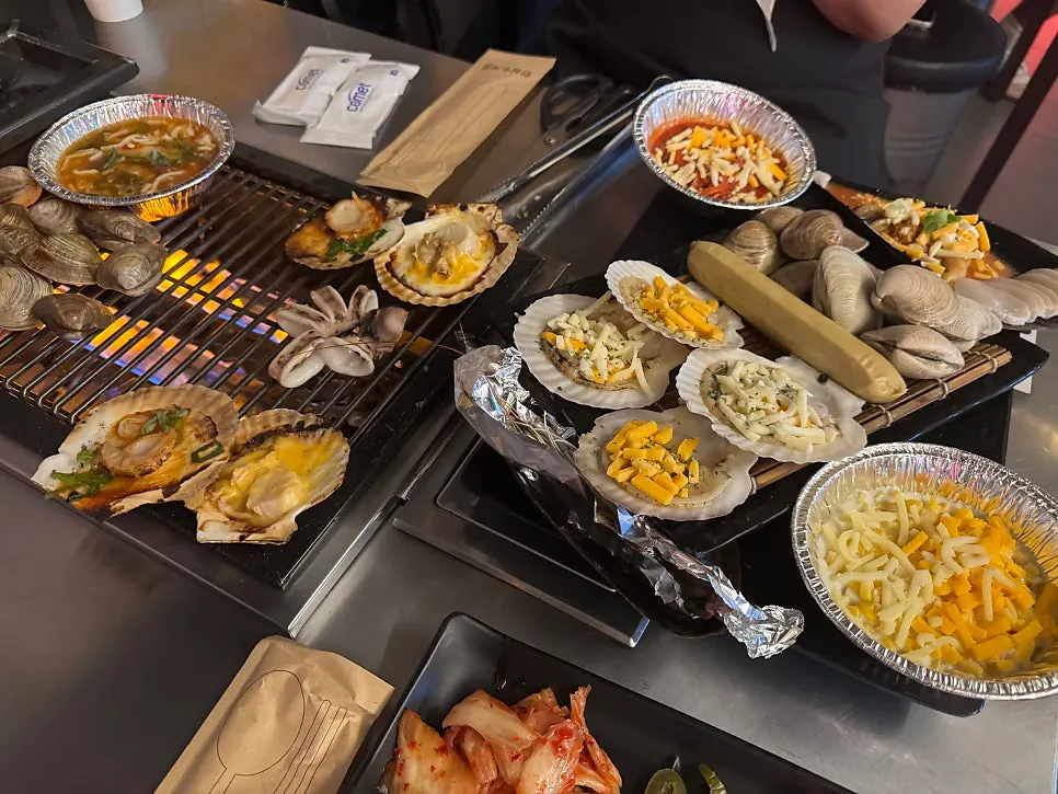 Assorted grilled clams and seafood