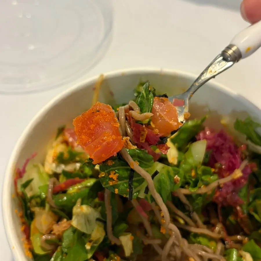 Tuna poke with a buckwheat noodle base