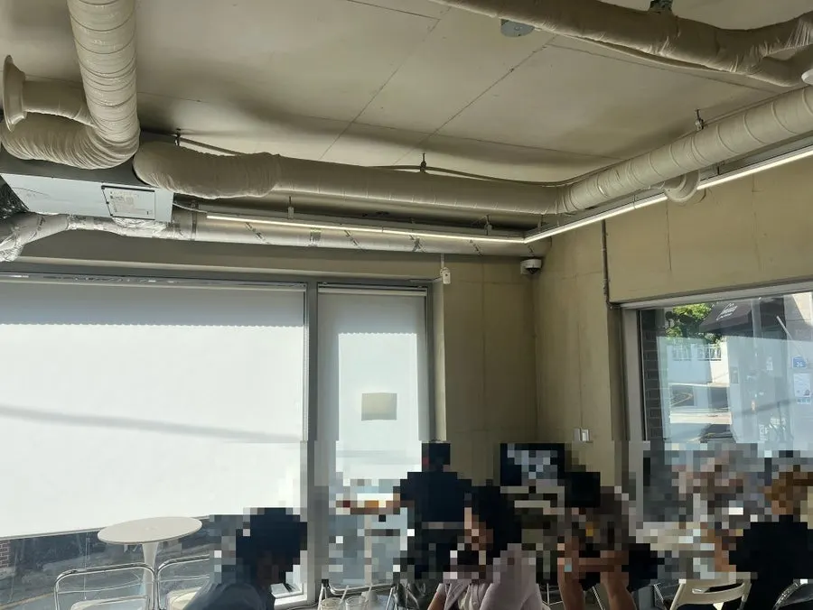 Window-facing seats at Think Fruit