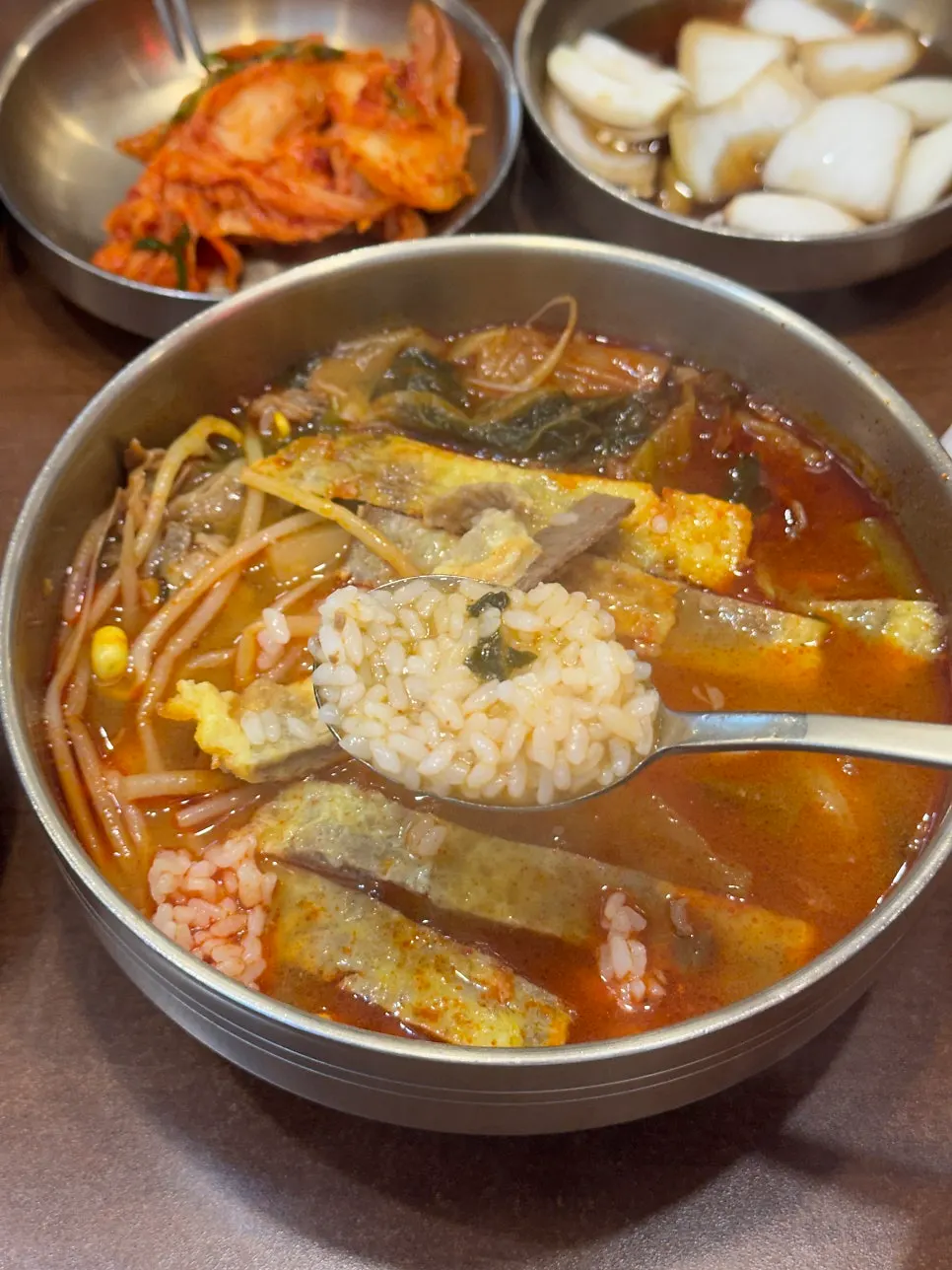 Gukbap loaded with radish and meat