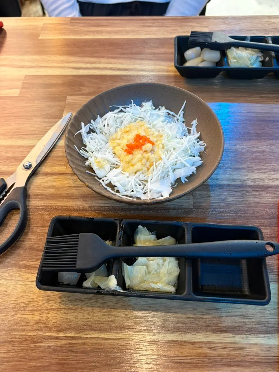 Doenjang soup and fried shrimp at Yu Iksang Sushi