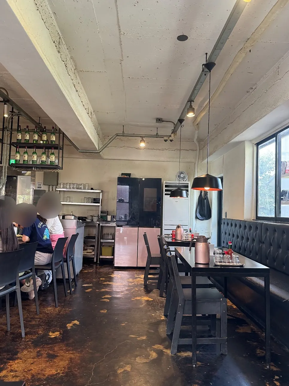 Stylish interior with the feel of Japan