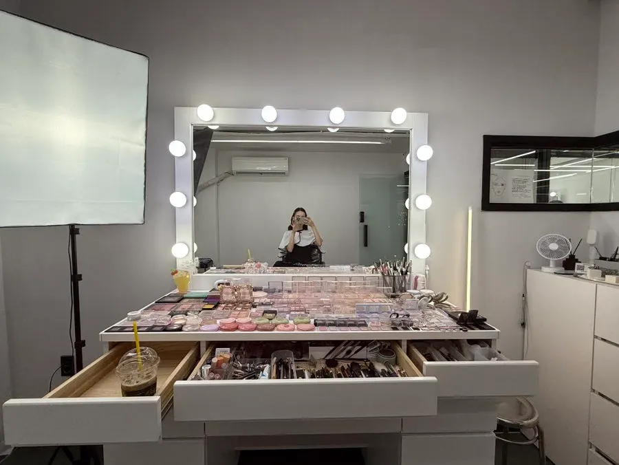 Ruang makeup terpisah di Today Makeup