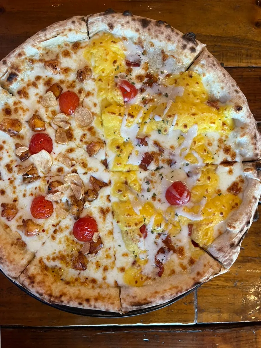 Croccante and Patata Dolce half-and-half wood-fired pizza